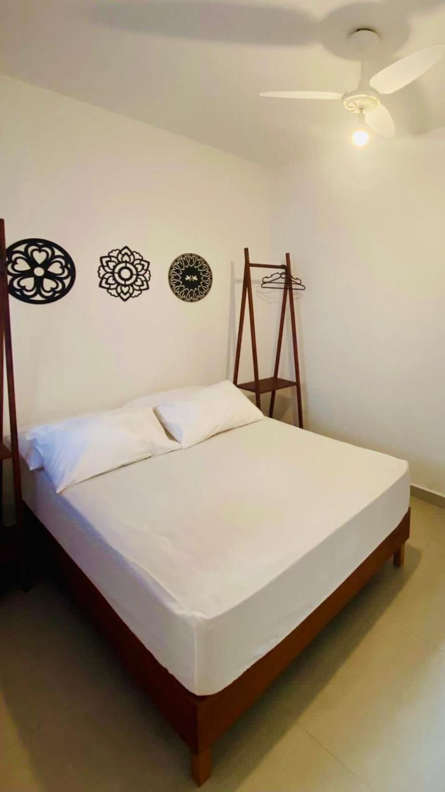Vila Lorenzi & Apartamentos Ubatuba Buitenkant foto