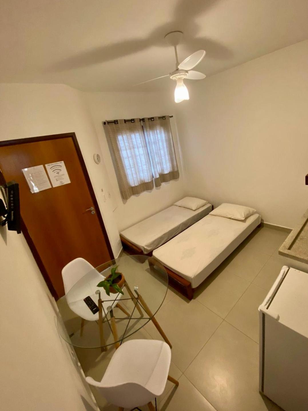 Vila Lorenzi & Apartamentos Ubatuba Buitenkant foto